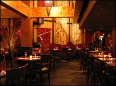 Photo restaurant paris Asian - Un espace immense aux couleurs asiatiques