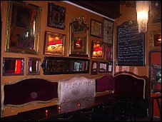 Photo restaurant paris La Baraque - Endroit chaleureux, comme si on dina�t dans notre 