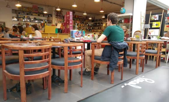 Restaurant Franais 108 Caf - Librairie des Orgues  Paris - Photo 2