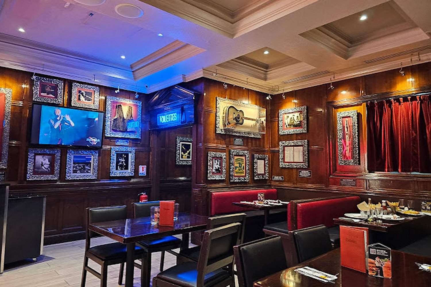 Restaurant Amricain Hard Rock Caf  Paris - Photo 3